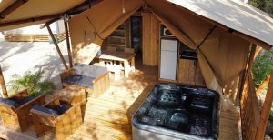 Eco-lodge 2 chambres jaccuzi camping charlemagne grimaud var