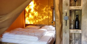 Eco-lodge 2 chambres sans sanitaire camping charlemagne grimaud var