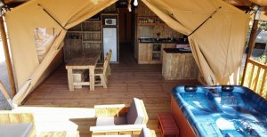 Eco-lodge 3 chambres jaccuzi camping charlemagne grimaud var